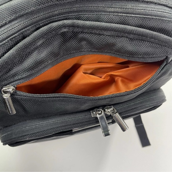 Briggs & Riley Backpack - Picture 9 of 10